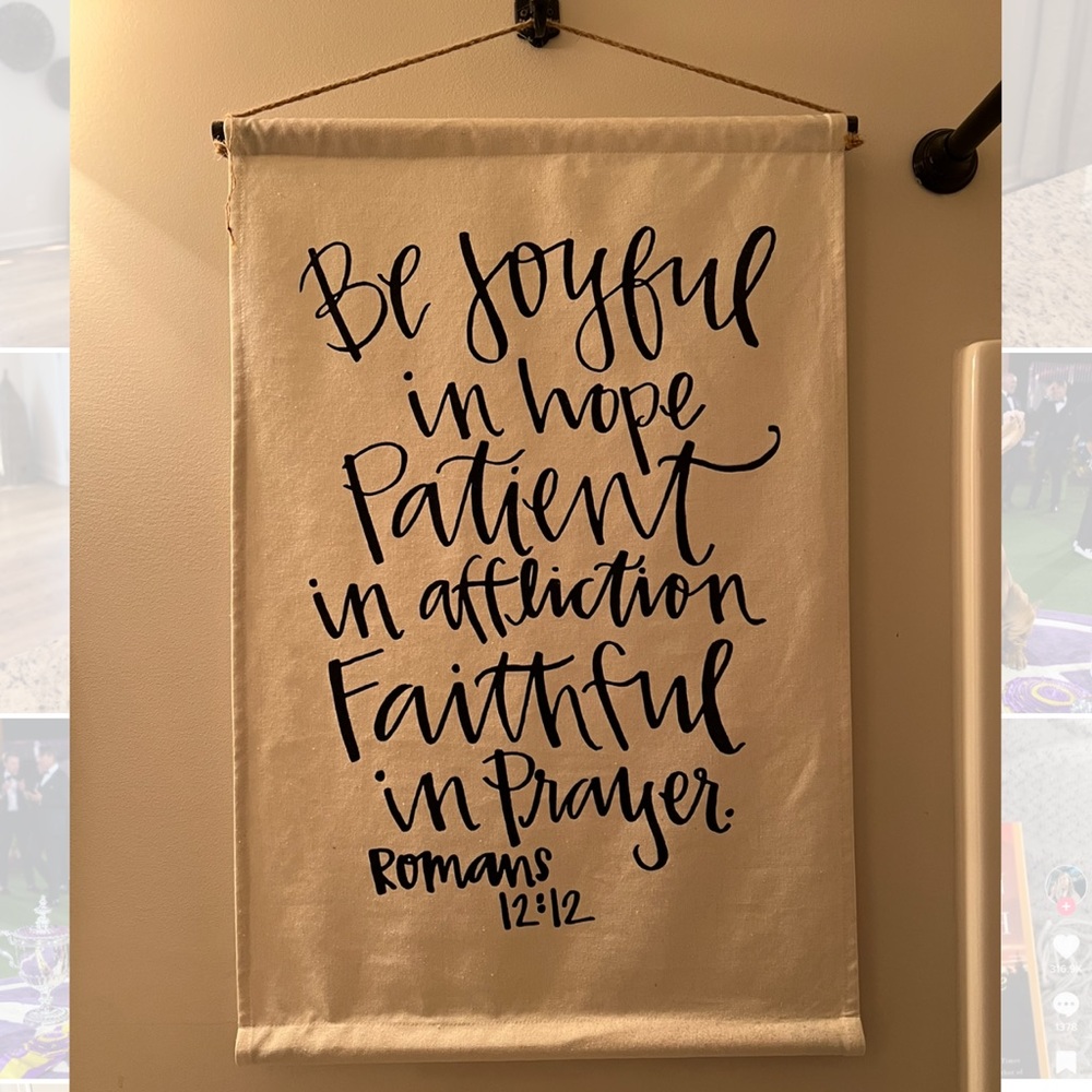 Wall banner